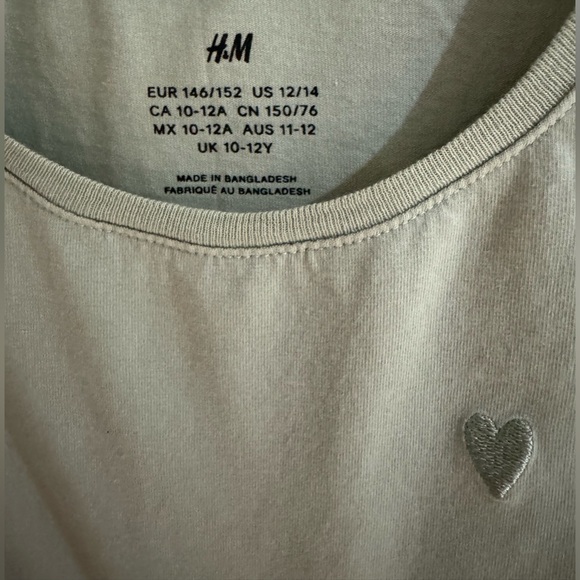 H&M Long Sleeved Mint Green Cotton Top with embroidered heart symbol-size 12/14 - Picture 2 of 4